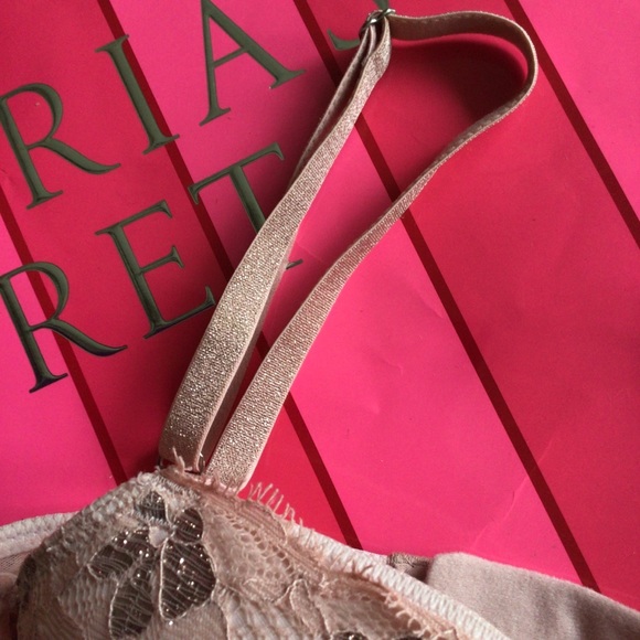 VICTORIAS SECRET DREAM ANGELS DEMI BRA SIZE 32D - Picture 4 of 15
